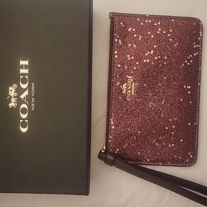 COACH**HAND BAG/PURSE**HOT DEAL**PURPLE**SMALL HEART DESIGNS**RARE